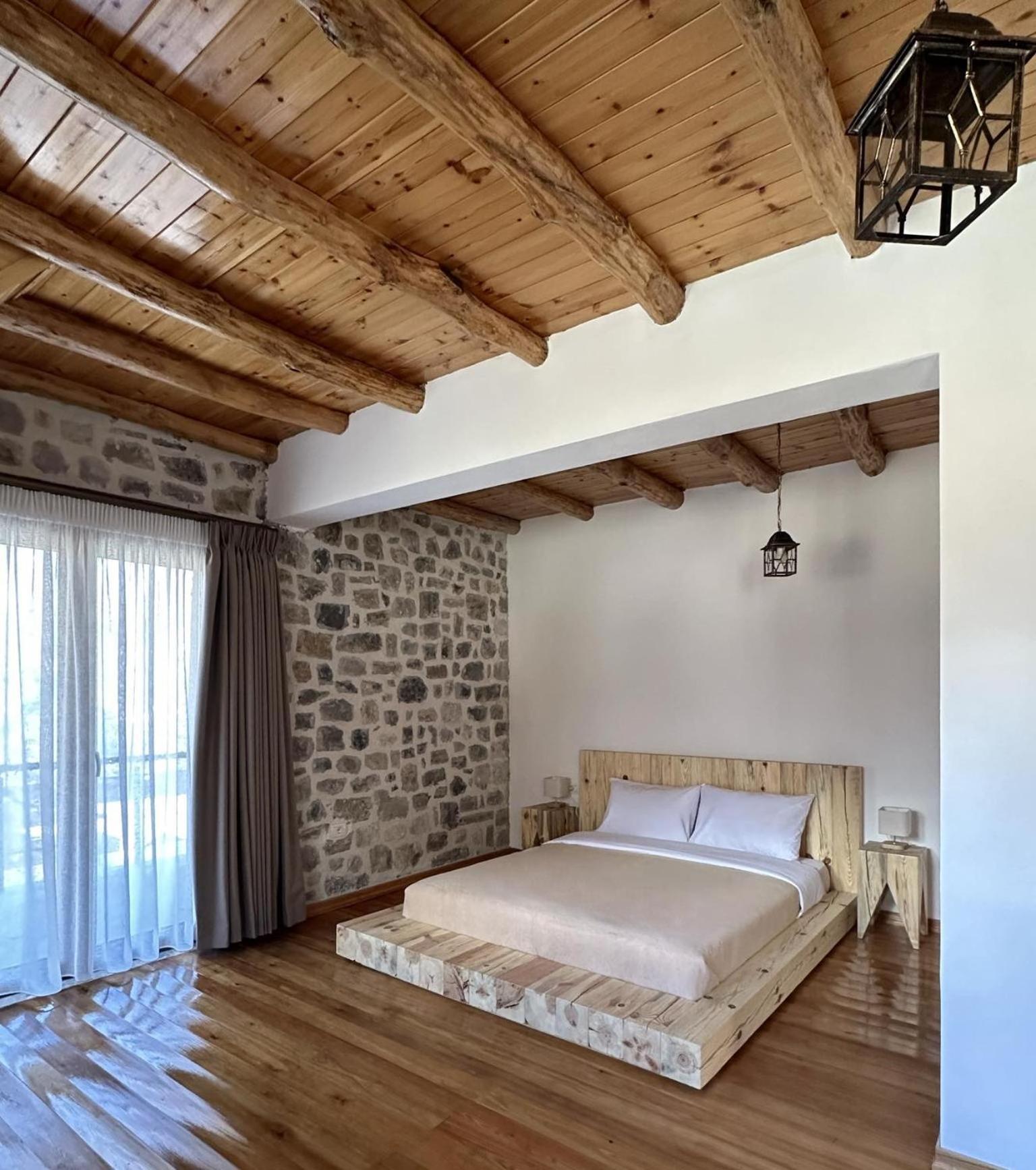 טת Valter & Drita'S Guesthouse מראה חיצוני תמונה