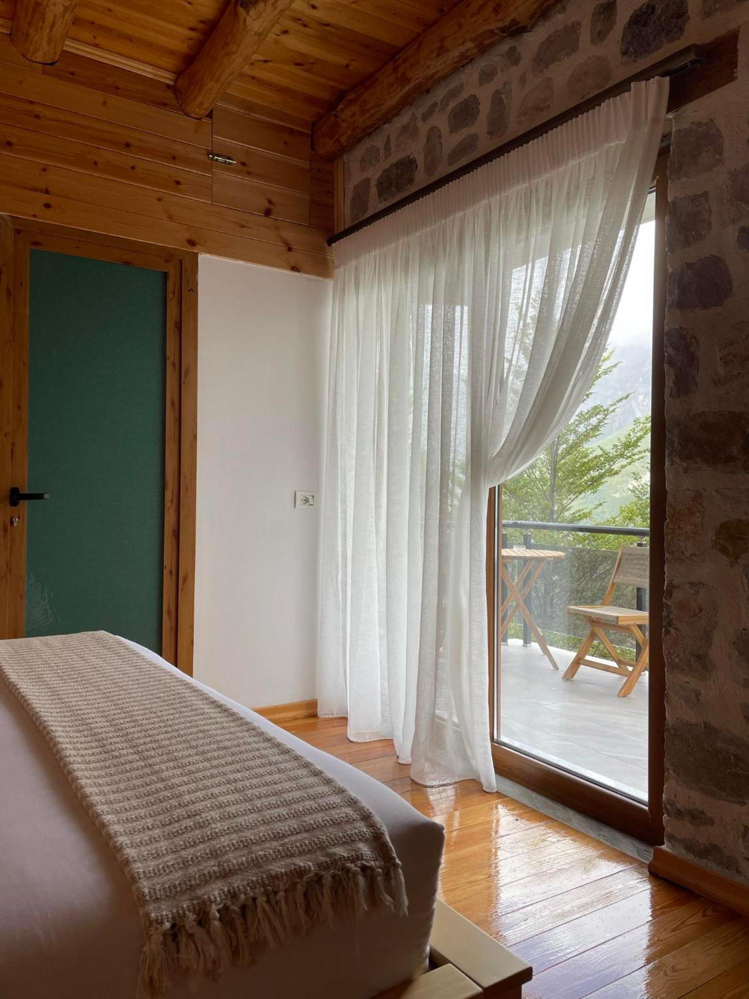 טת Valter & Drita'S Guesthouse מראה חיצוני תמונה