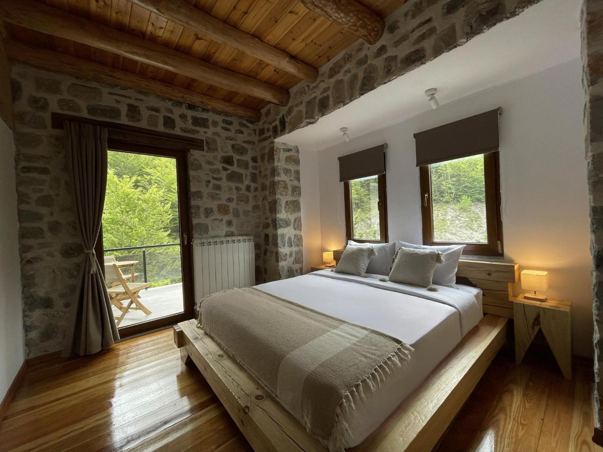 טת Valter & Drita'S Guesthouse מראה חיצוני תמונה