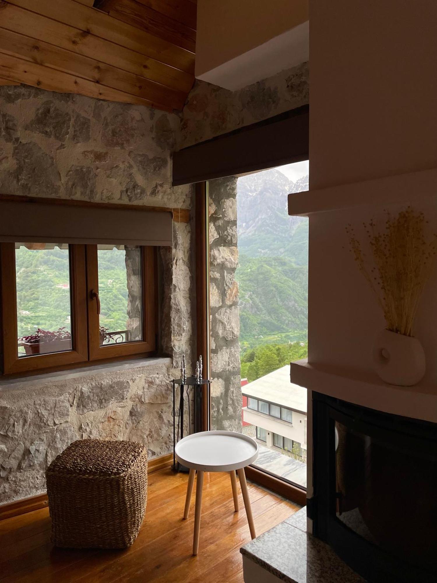 טת Valter & Drita'S Guesthouse מראה חיצוני תמונה
