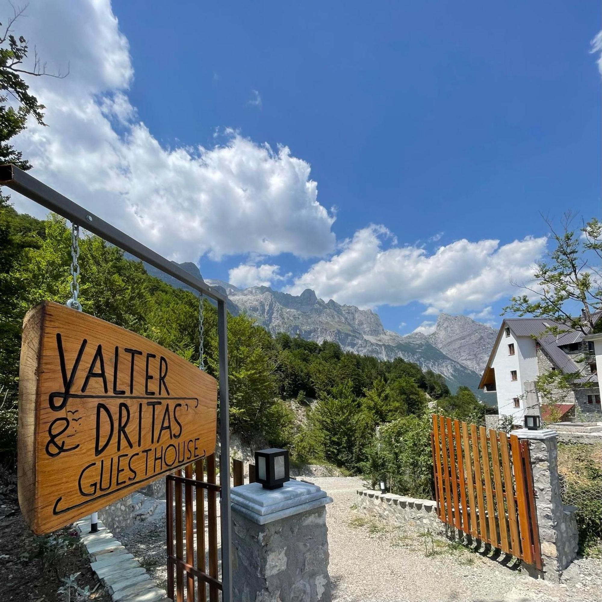 טת Valter & Drita'S Guesthouse מראה חיצוני תמונה
